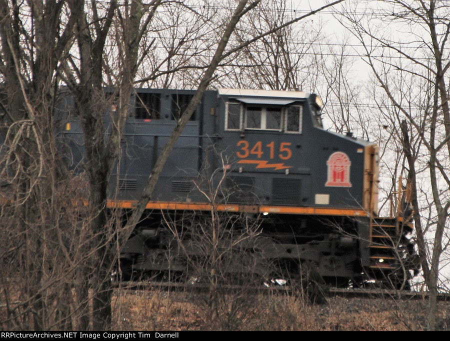 CSX 3415 on Q438